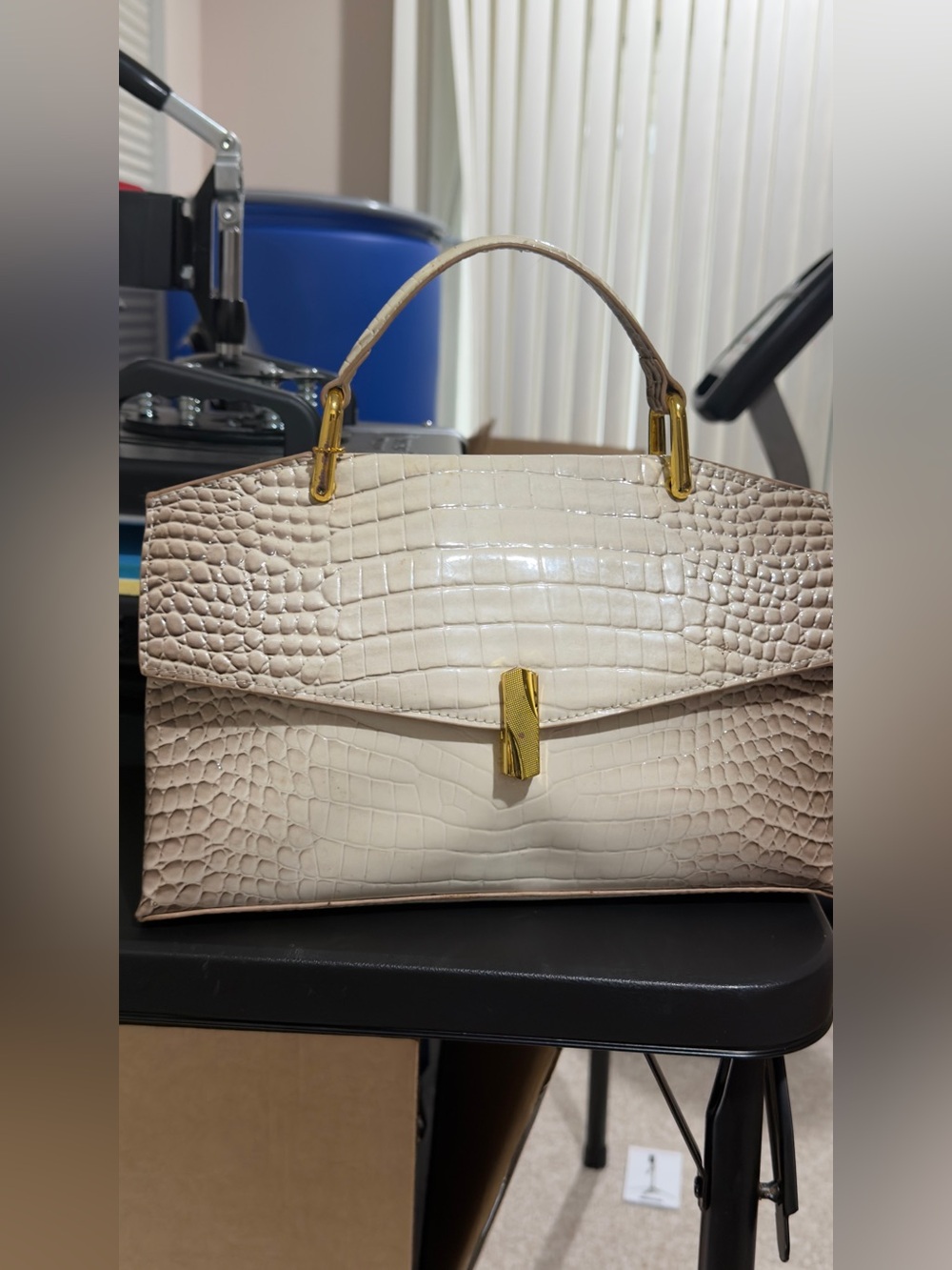 Elegant Cream Croc-Embossed Top Handle Bag - Gold Hardware